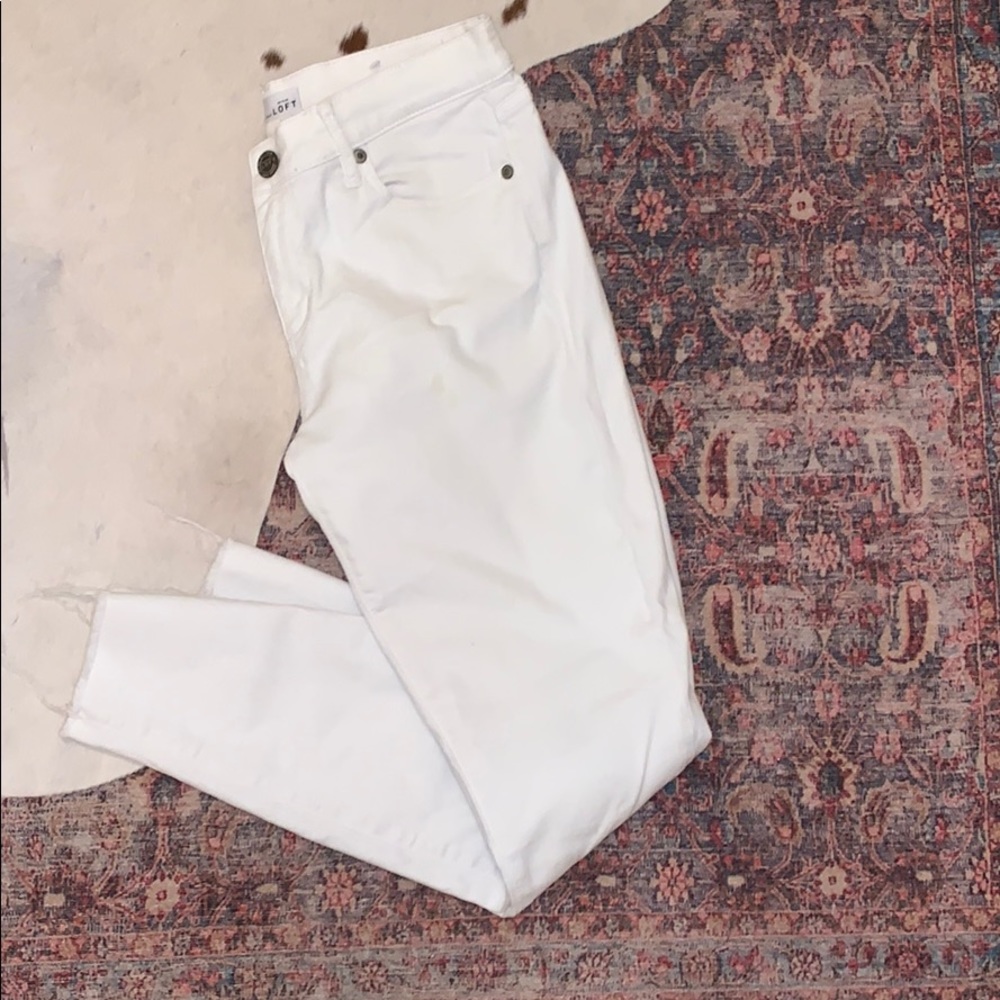 Ann Taylor Loft Modern Skinny, Raw Hem size 4